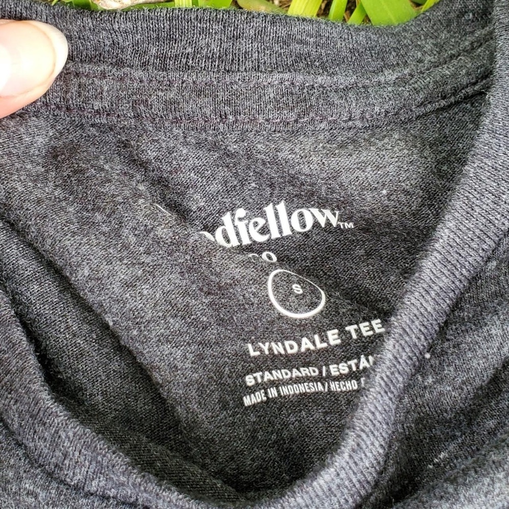 Tee - Picture 3 of 4